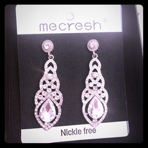Dangle diamond earrings